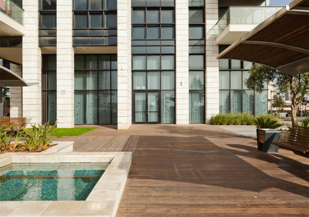 O&O Group- Special Apartment Sea View Luxury Tower バト・ヤム エクステリア 写真